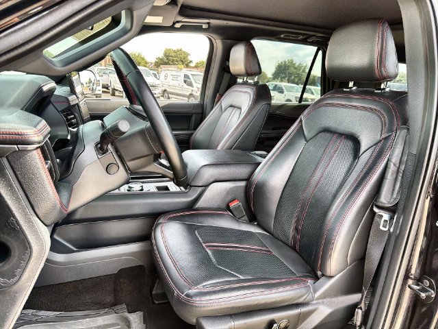 Used 2023 Ford Expedition Limited RWD image 11