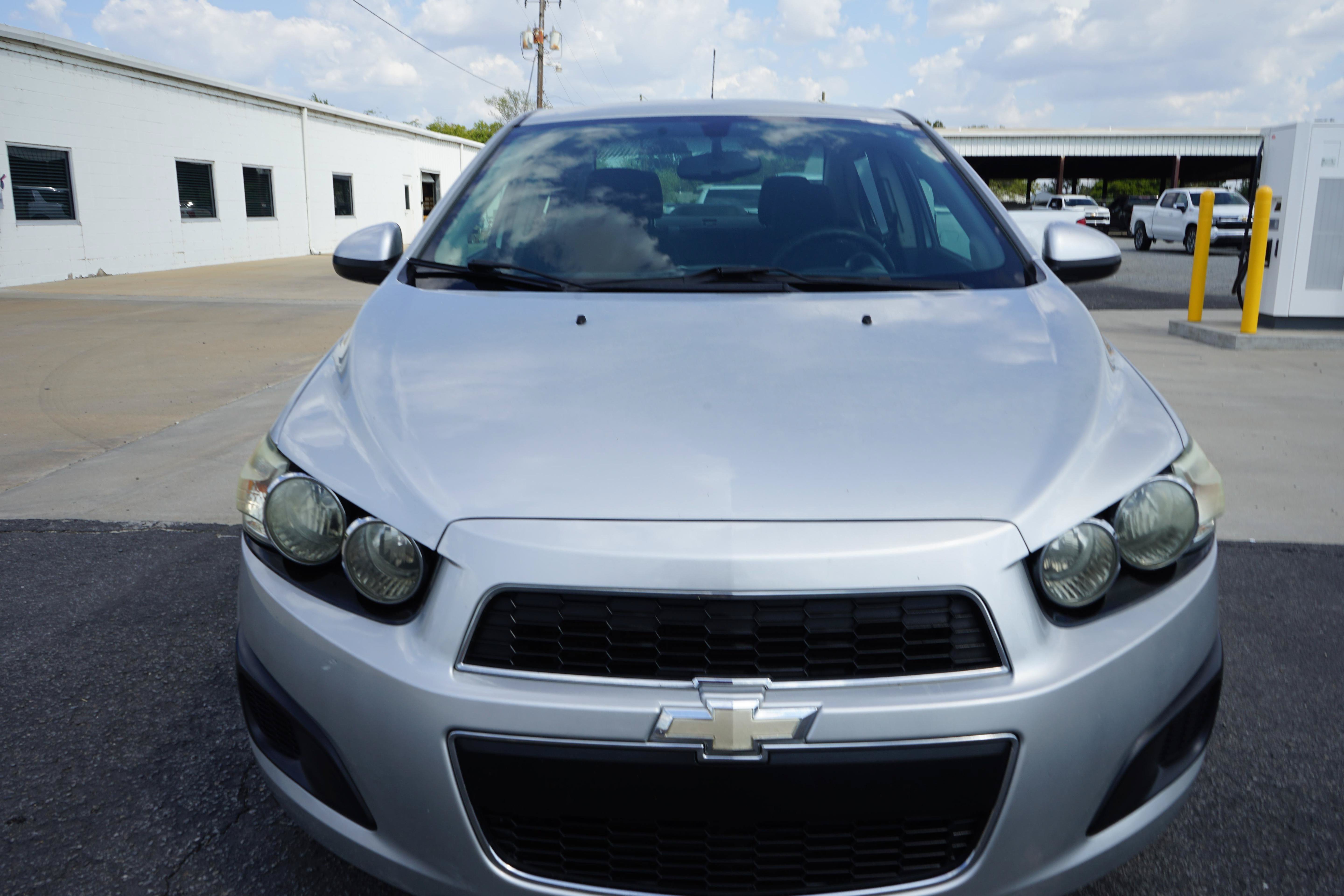 Used 2015 Chevrolet Sonic LT FWD image 8
