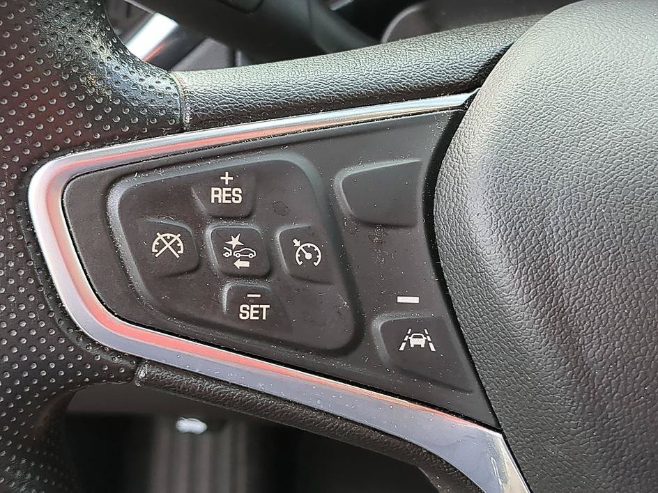 Used 2023 Chevrolet Equinox LT FWD image 14