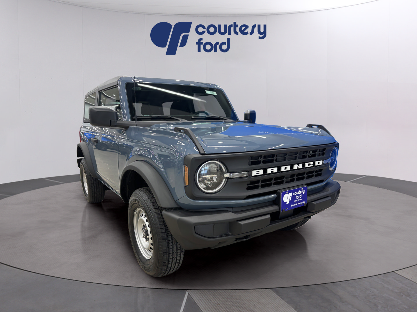 New 2025 Ford Bronco 2-Door AWD/4WD image 1