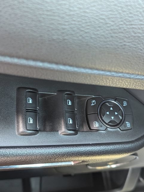 Used 2020 Ford Expedition XLT w/ Equipment Group 202A RWD image 33