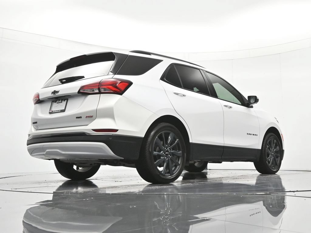 Used 2024 Chevrolet Equinox RS w/ RS Leather Package AWD/4WD image 42