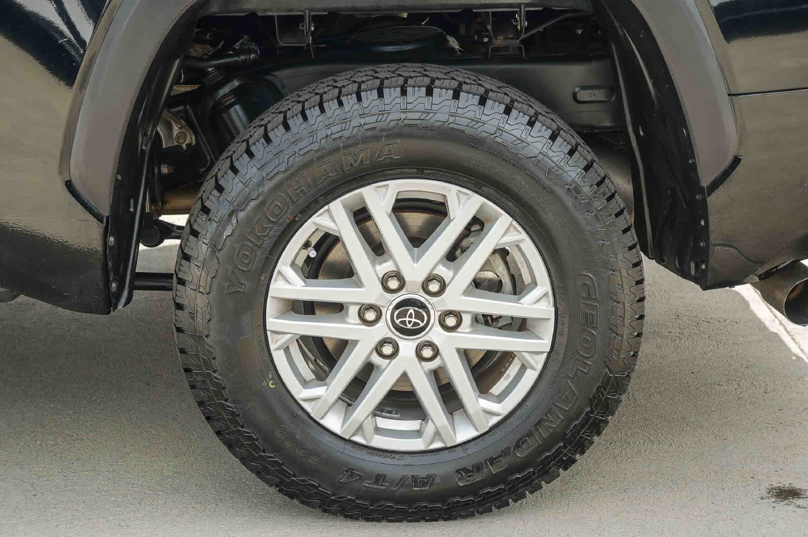 Used 2024 Toyota Tundra SR5 AWD/4WD image 11