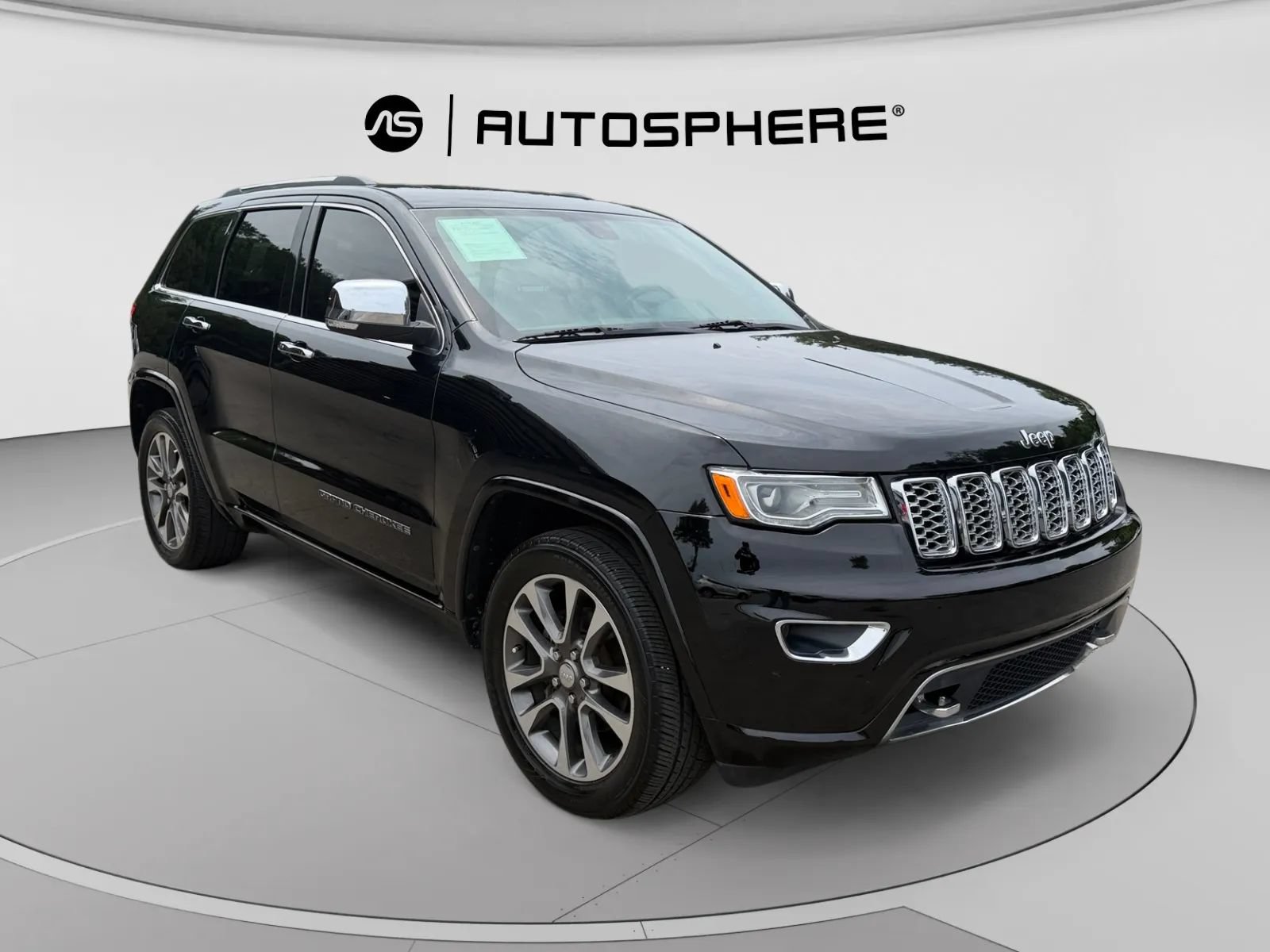 Used 2018 Jeep Grand Cherokee Overland w/ Interior Metal Package RWD image 11