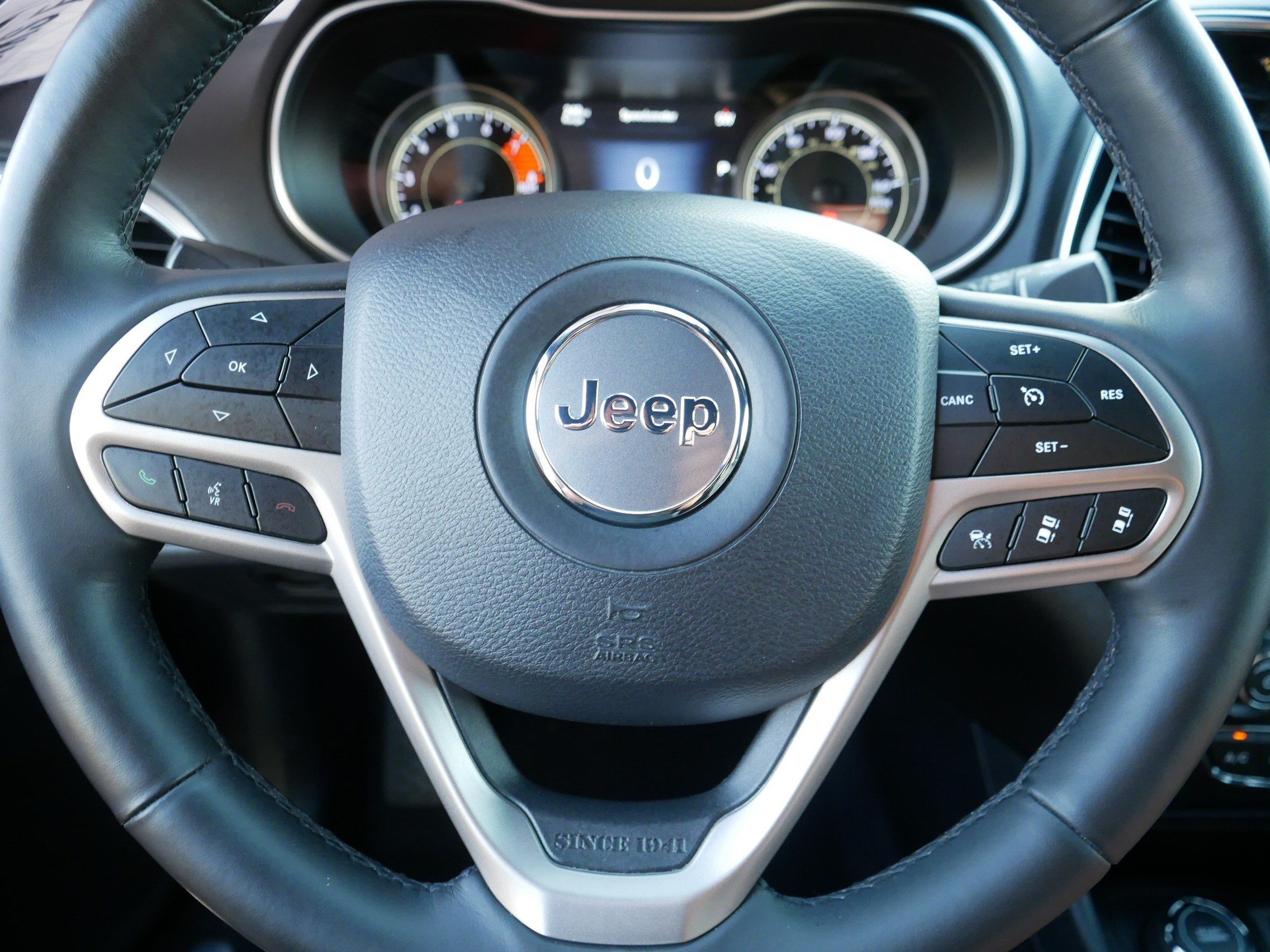 Used 2019 Jeep Cherokee High Altitude AWD/4WD image 25
