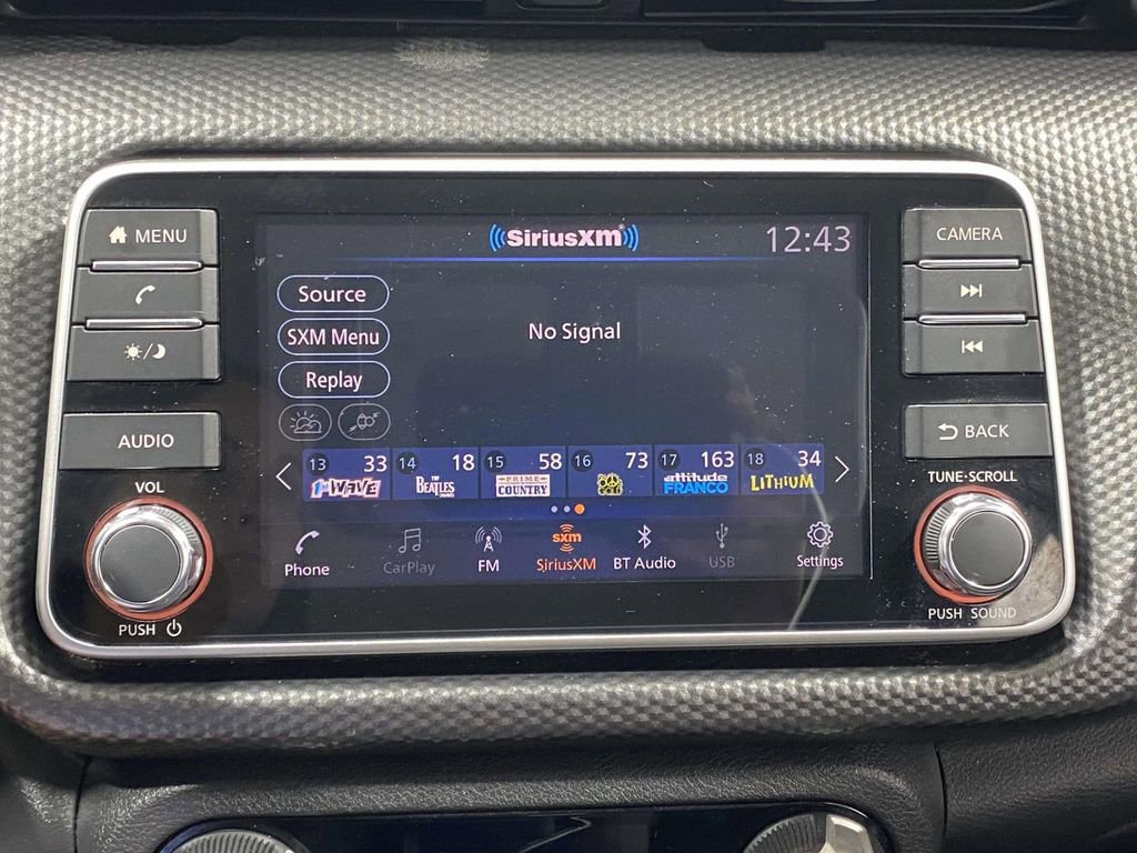 Used 2019 Nissan Kicks SV FWD image 27