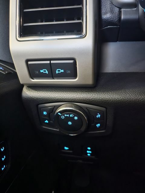 Used 2021 Ford F250 Lariat AWD/4WD image 34