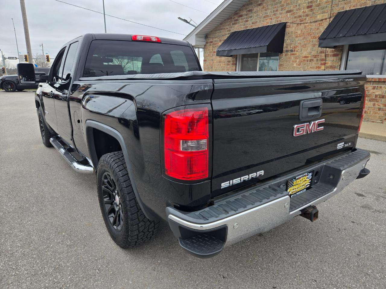 Used 2014 GMC Sierra 1500 SLE w/ SLE Value Package AWD/4WD image 7