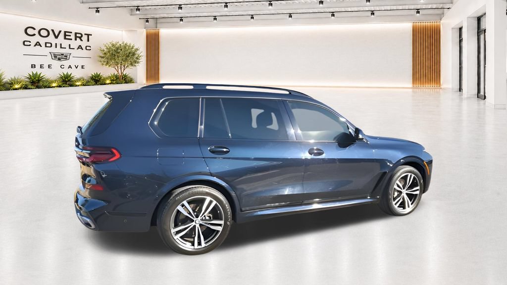 Used 2023 BMW X7 xDrive40i w/ M Sport Package AWD/4WD image 15