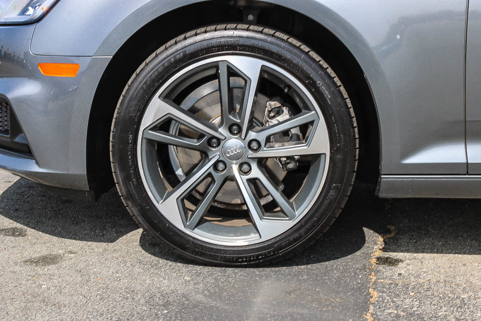 Used 2019 Audi A4 2.0T Premium FWD image 10