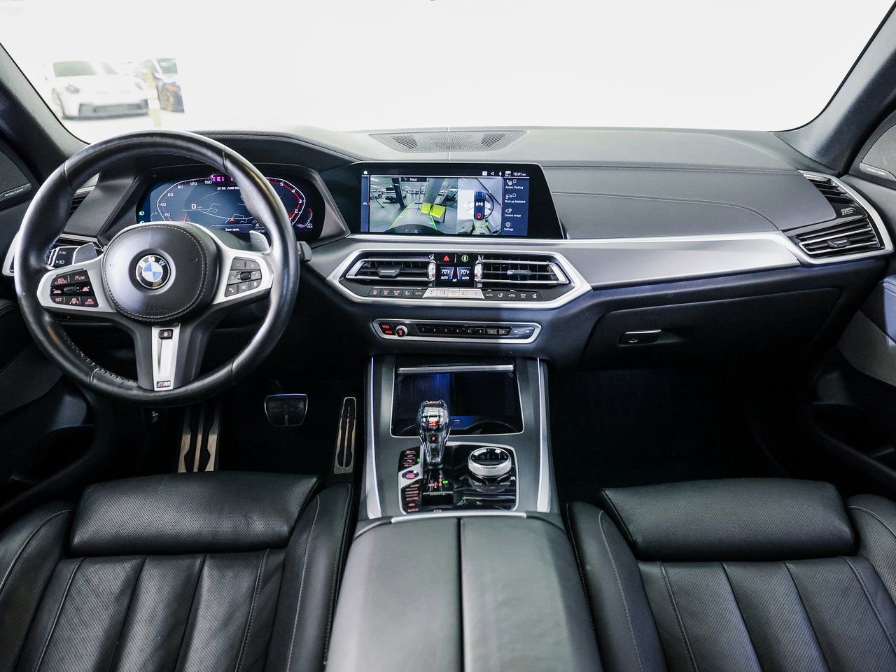 Used 2022 BMW X5 M50i w/ Executive Package image 26