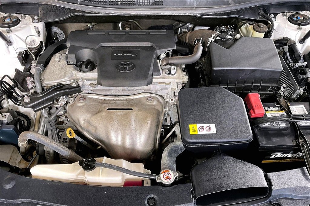 Used 2017 Toyota Camry XSE image 8