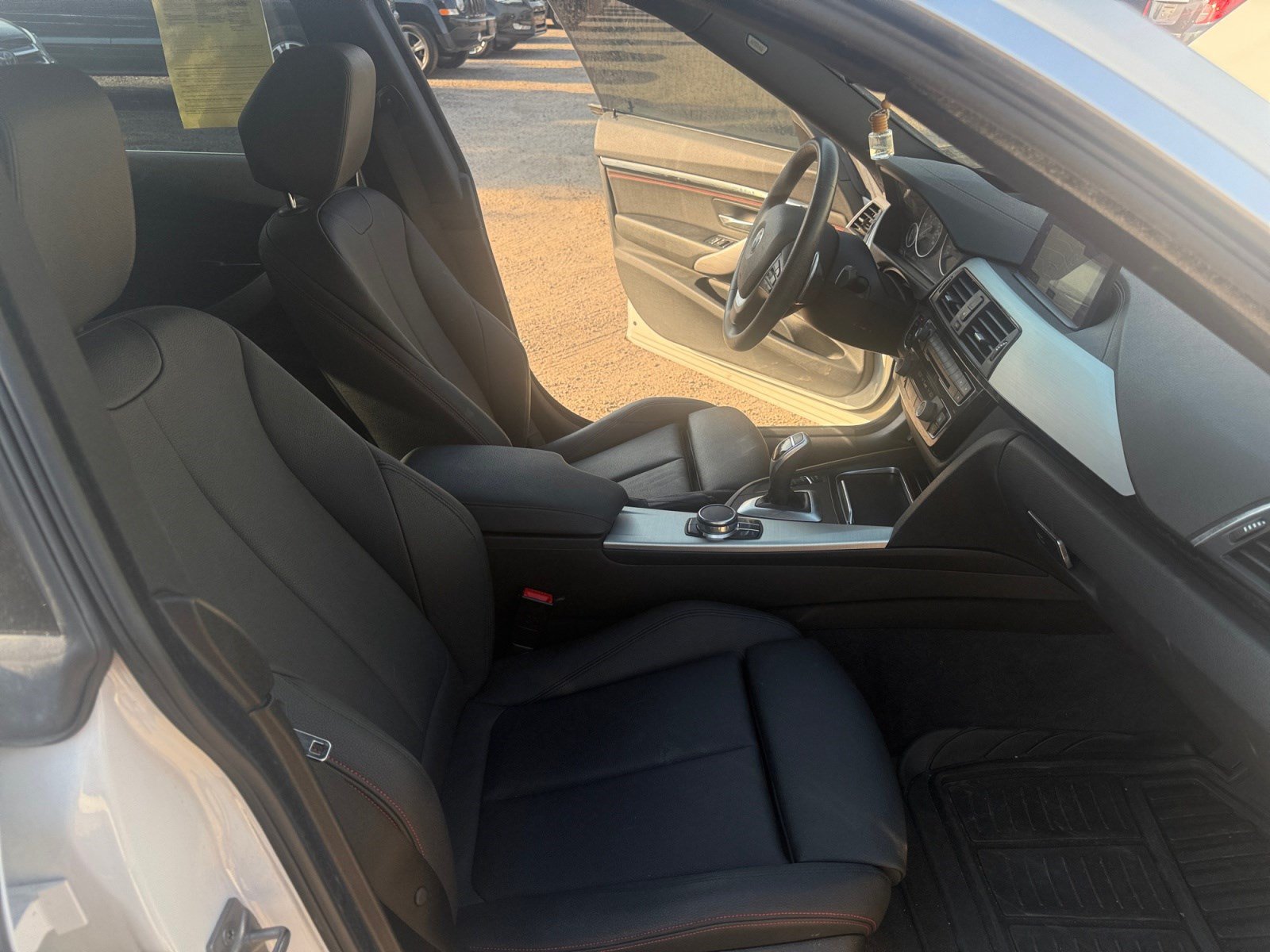 Used 2018 BMW 330i Gran Turismo xDrive AWD/4WD image 19