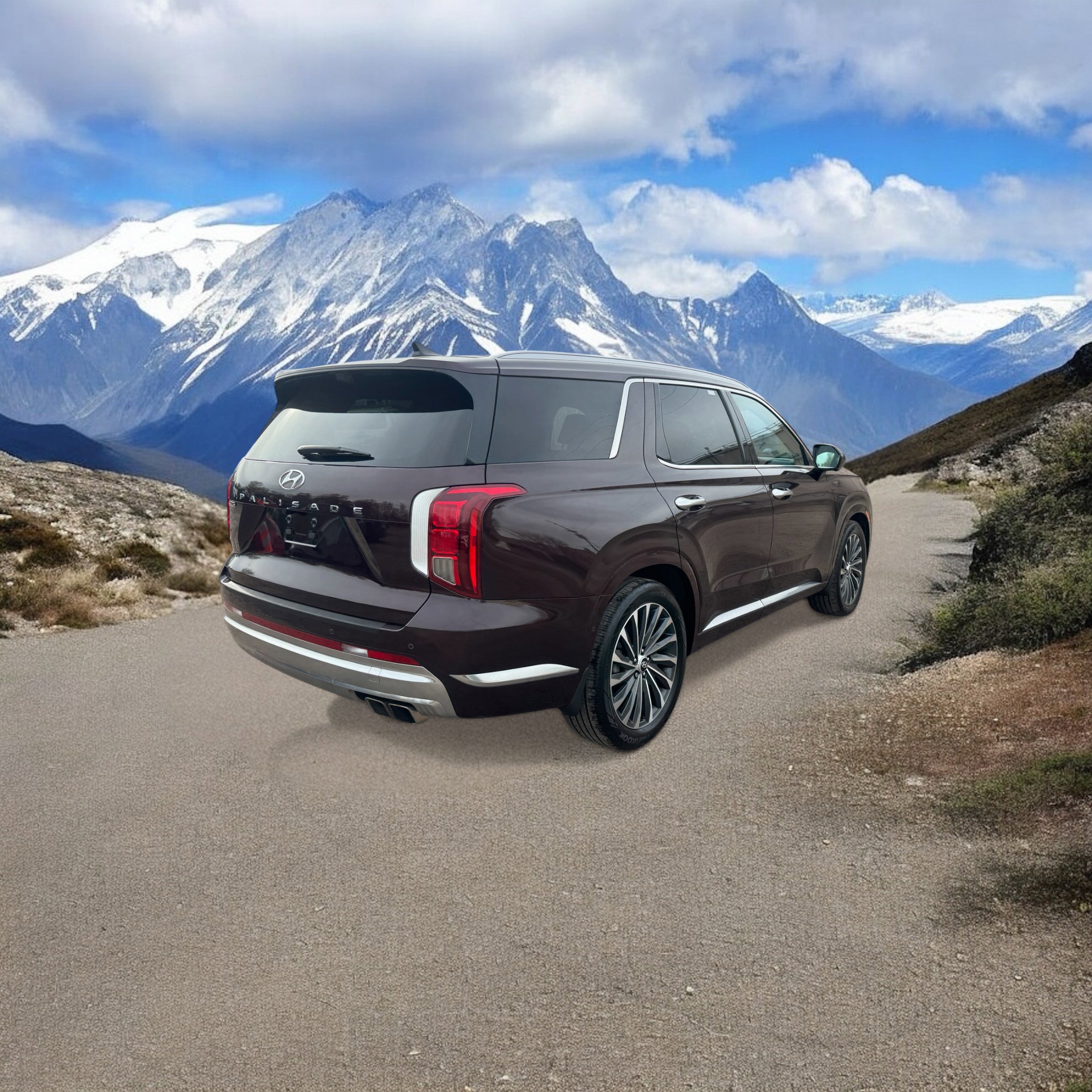 Used 2023 Hyundai Palisade Calligraphy w/ Cargo Package image 5