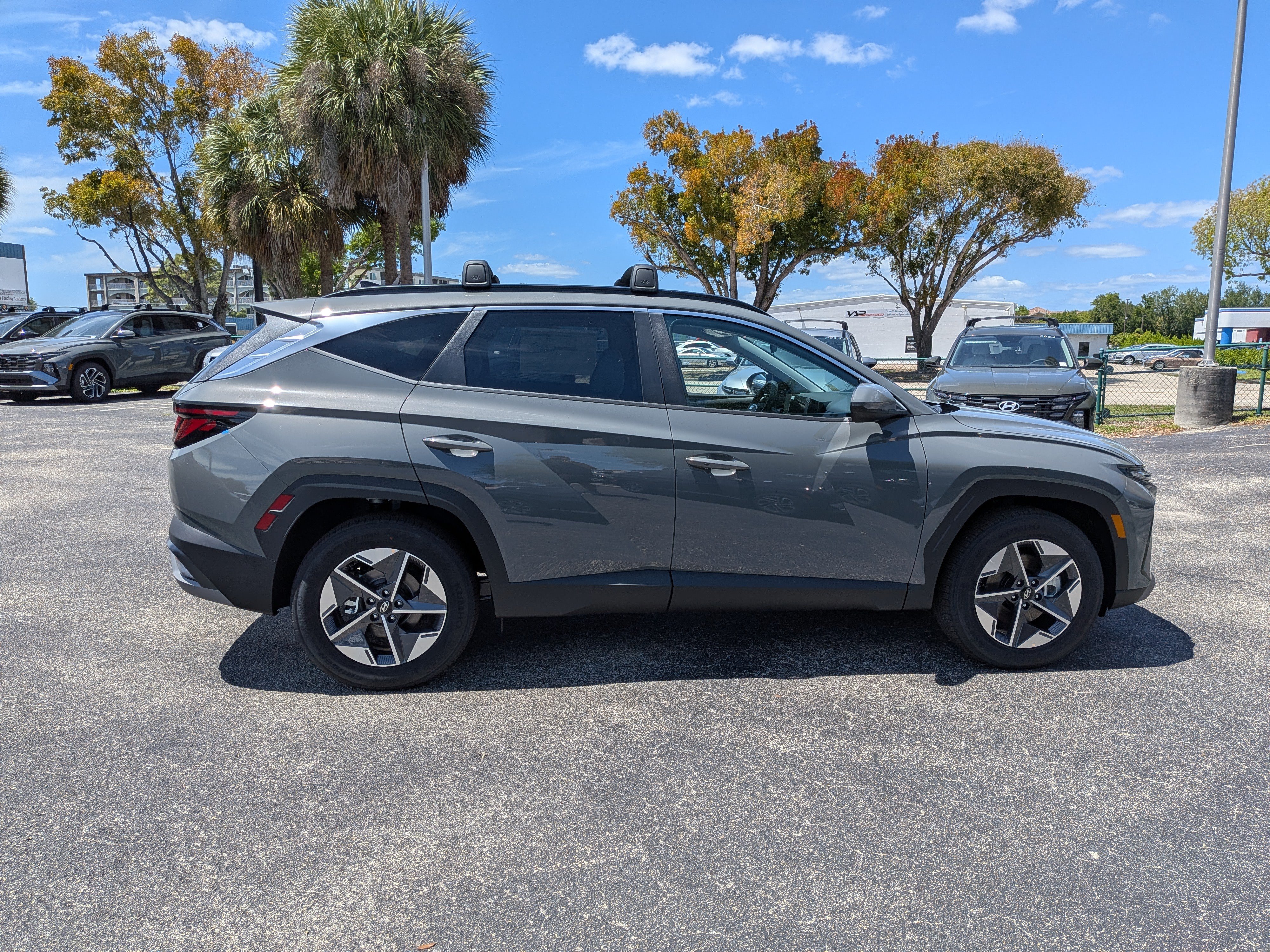 New 2026 Hyundai Tucson SEL Plus FWD image 3