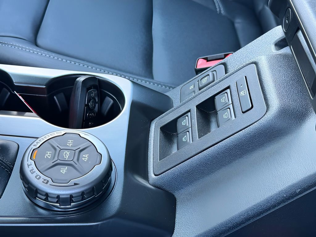 New 2025 Ford Bronco Badlands AWD/4WD image 33
