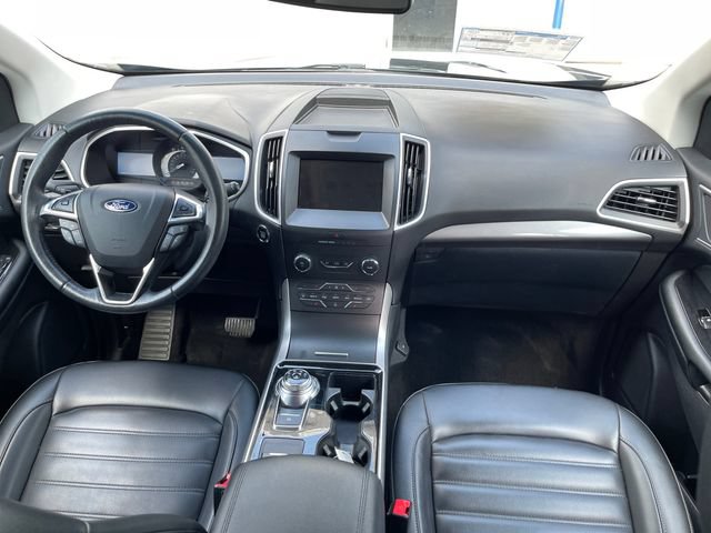 Used 2020 Ford Edge SEL w/ Cold Weather Package AWD/4WD image 32