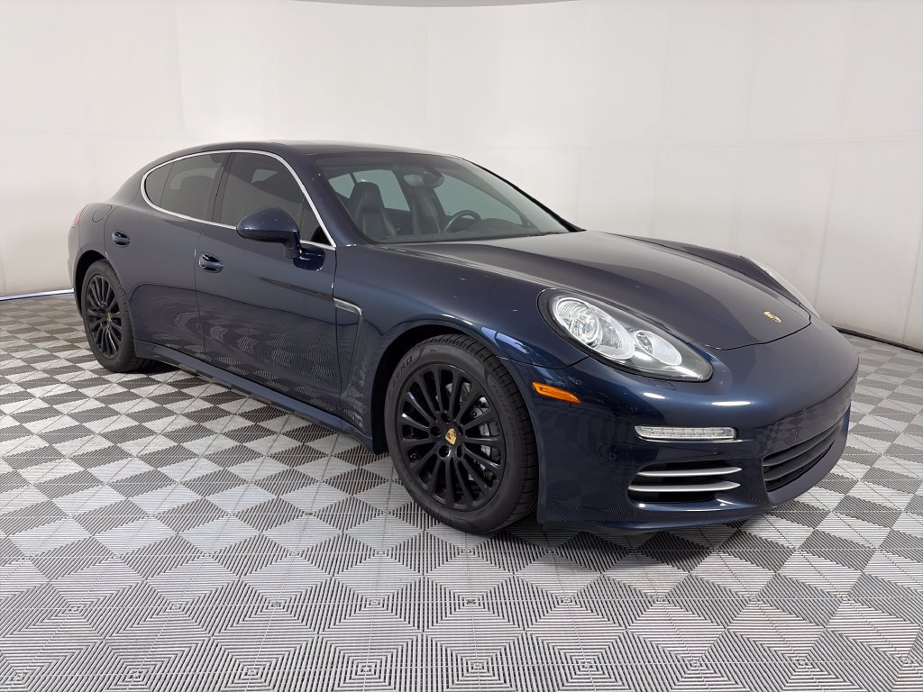 Used 2015 Porsche Panamera image 1