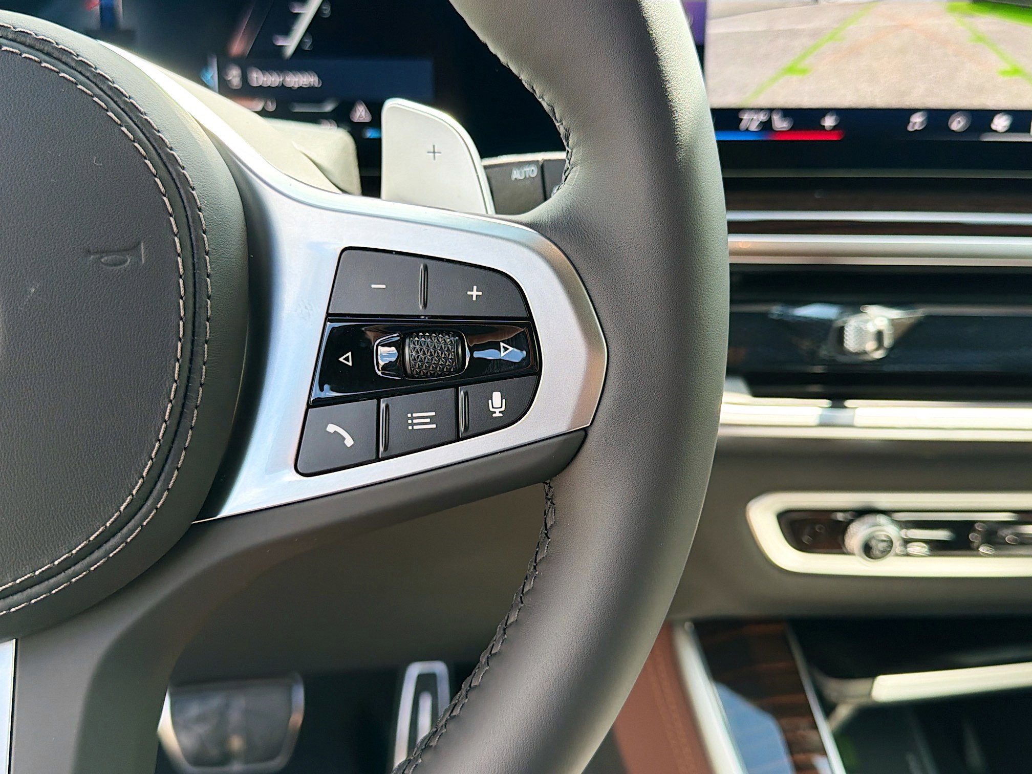 New 2026 BMW X5 sDrive40i w/ M Sport Package image 38