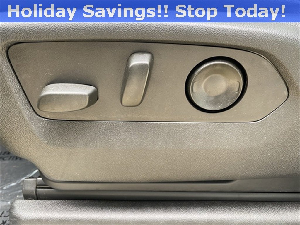 Used 2022 Chevrolet Suburban RST w/ Luxury Package image 27