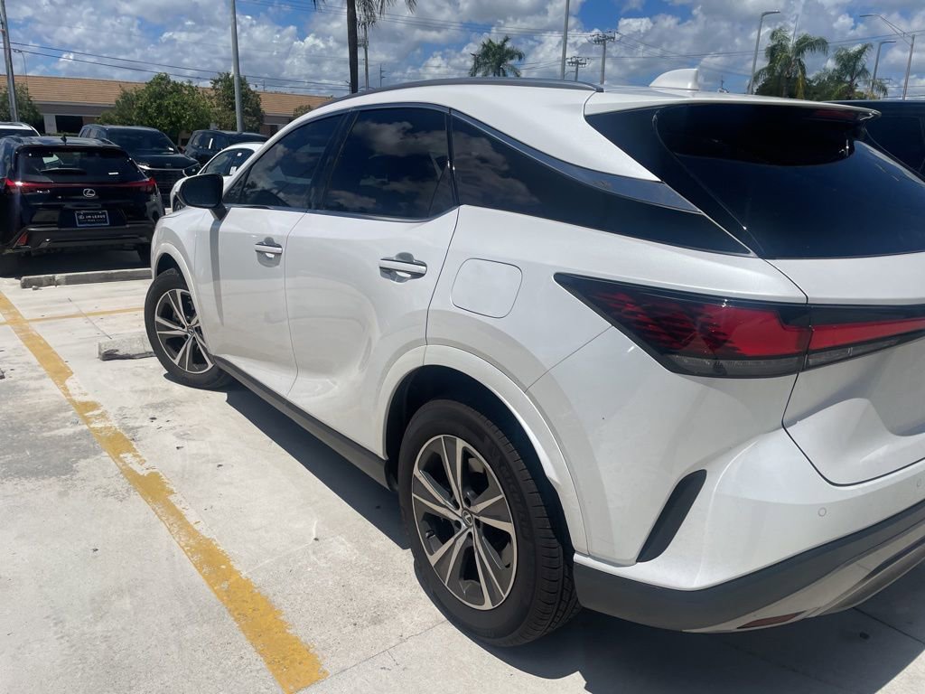 Used 2024 Lexus RX 350h w/ Accessory Package (Z1) AWD/4WD image 6