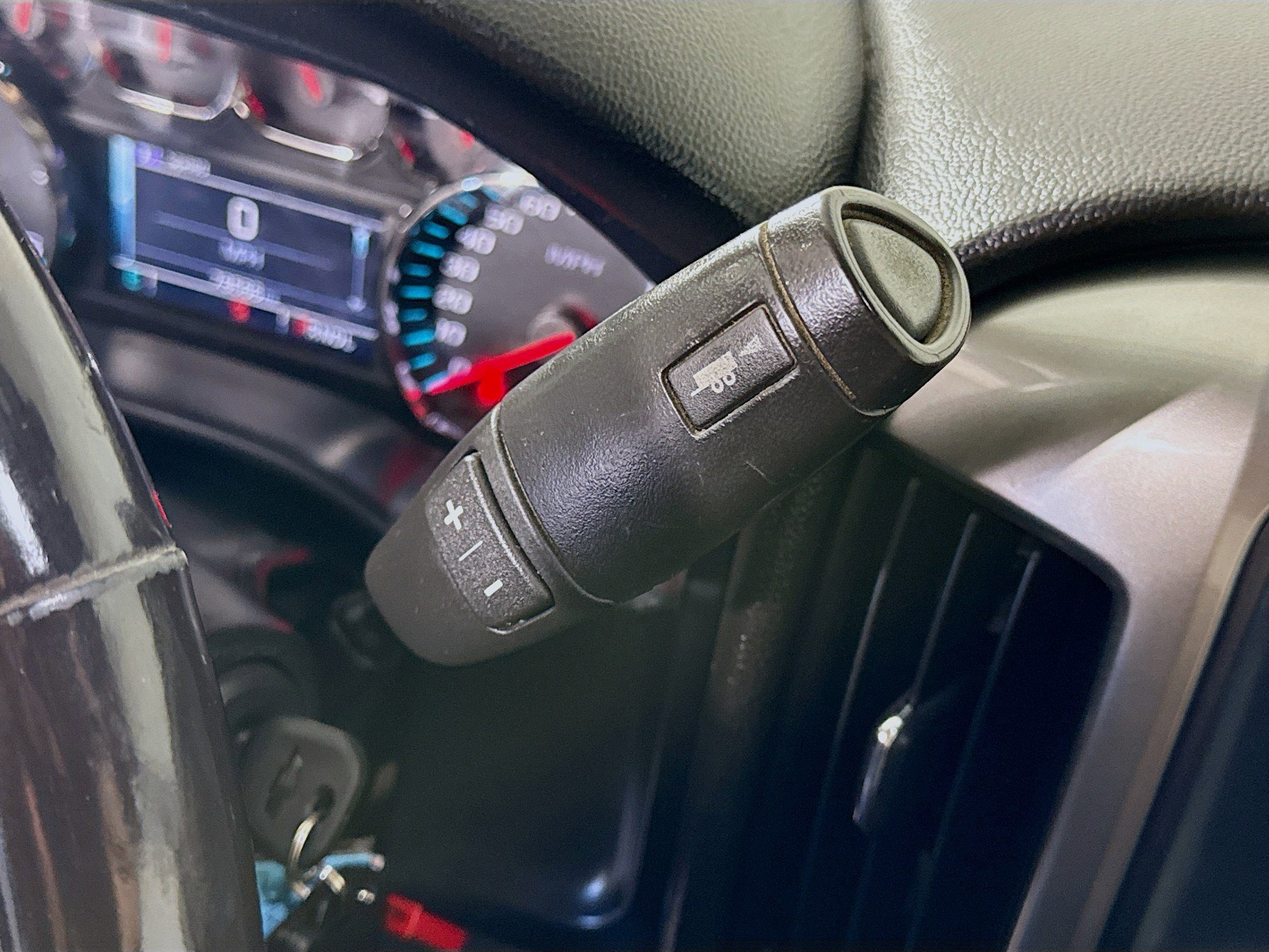 Used 2018 Chevrolet Silverado 1500 LT w/ All Star Edition image 20