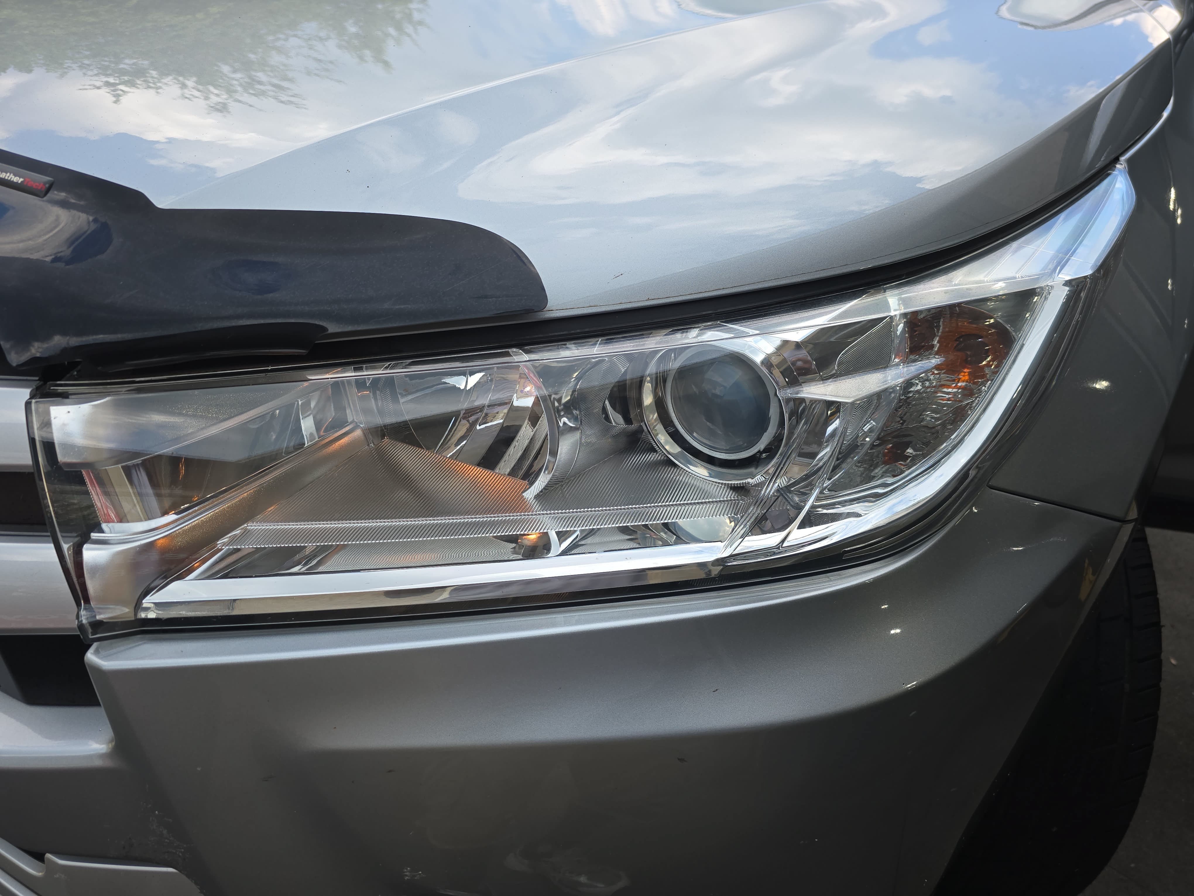 Used 2019 Toyota Highlander XLE AWD/4WD image 33