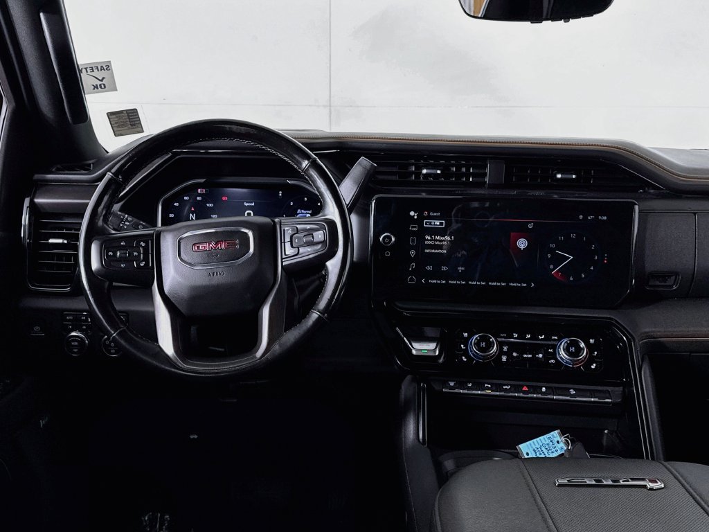 Used 2024 GMC Sierra 2500 AT4 w/ AT4 Premium Plus Package AWD/4WD image 14