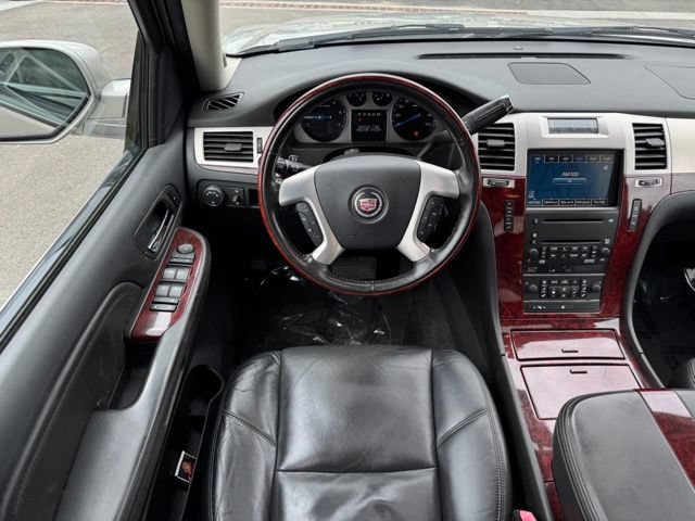 Used 2008 Cadillac Escalade EXT AWD/4WD image 5