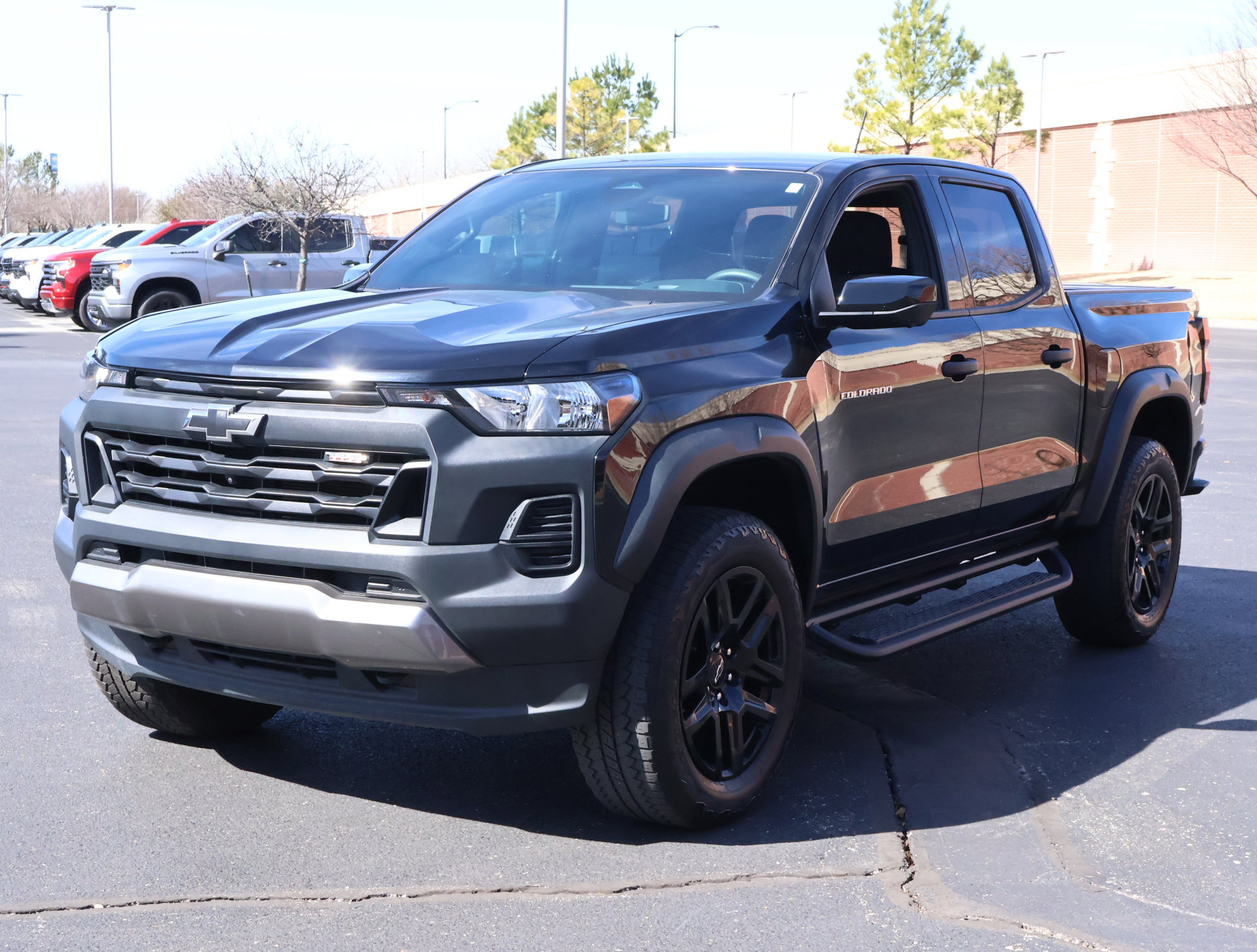 Used 2023 Chevrolet Colorado Trail Boss w/ Technology Package image 29