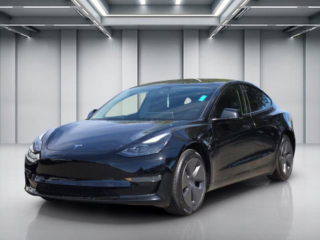 Used 2023 Tesla Model 3 Standard Range image 8