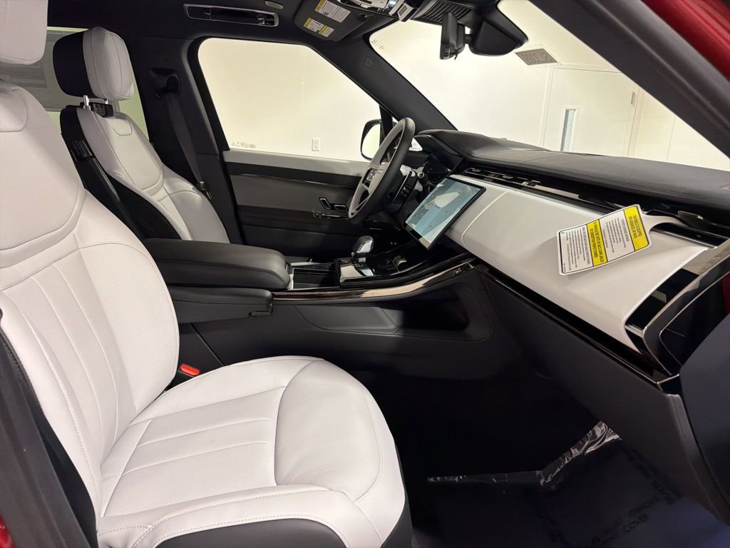 New 2026 Land Rover Range Rover Sport Dynamic SE image 25
