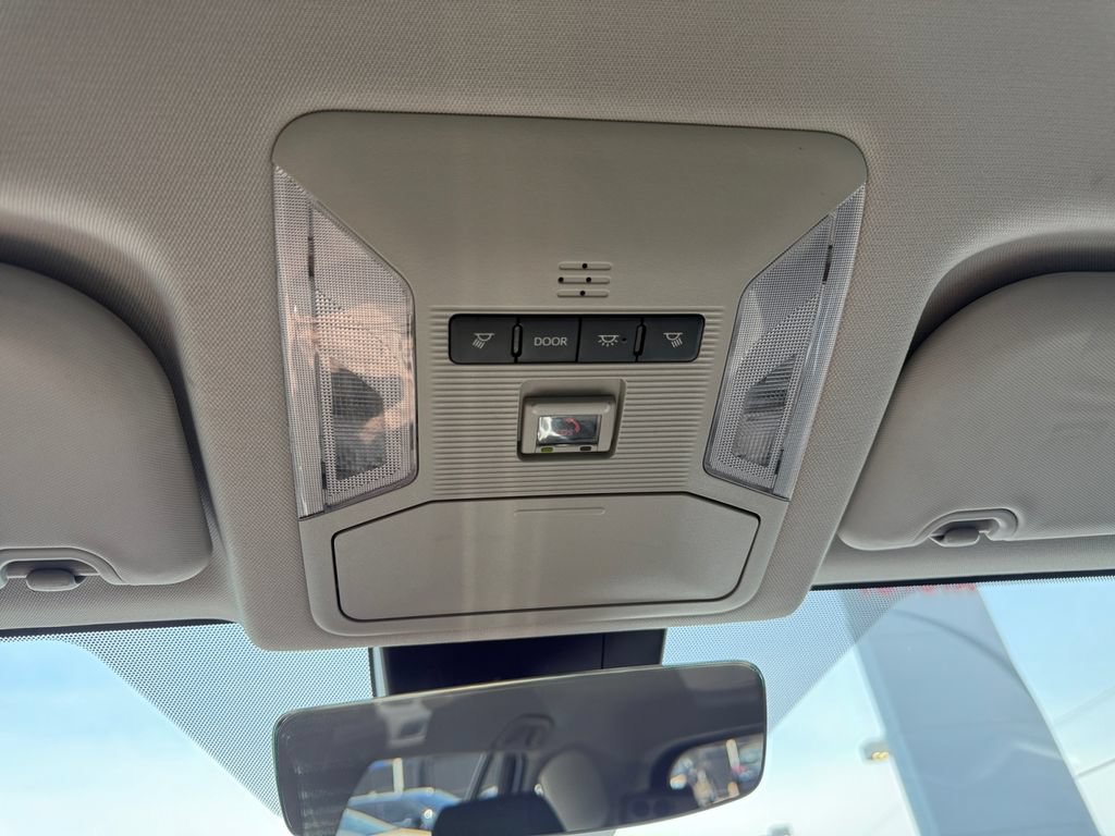 Certified 2023 Toyota RAV4 LE AWD/4WD image 38