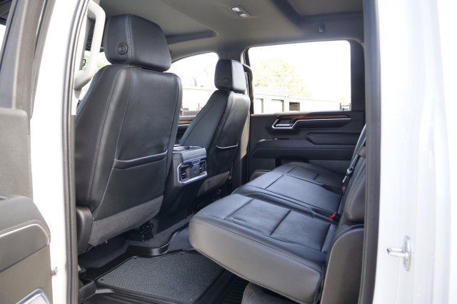 Used 2026 GMC Sierra 3500 Denali w/ Denali Reserve Package image 25