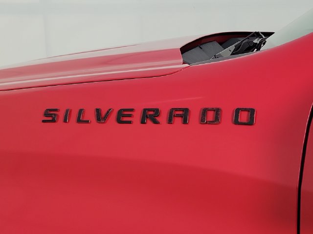 Used 2023 Chevrolet Silverado 1500 LT AWD/4WD image 9
