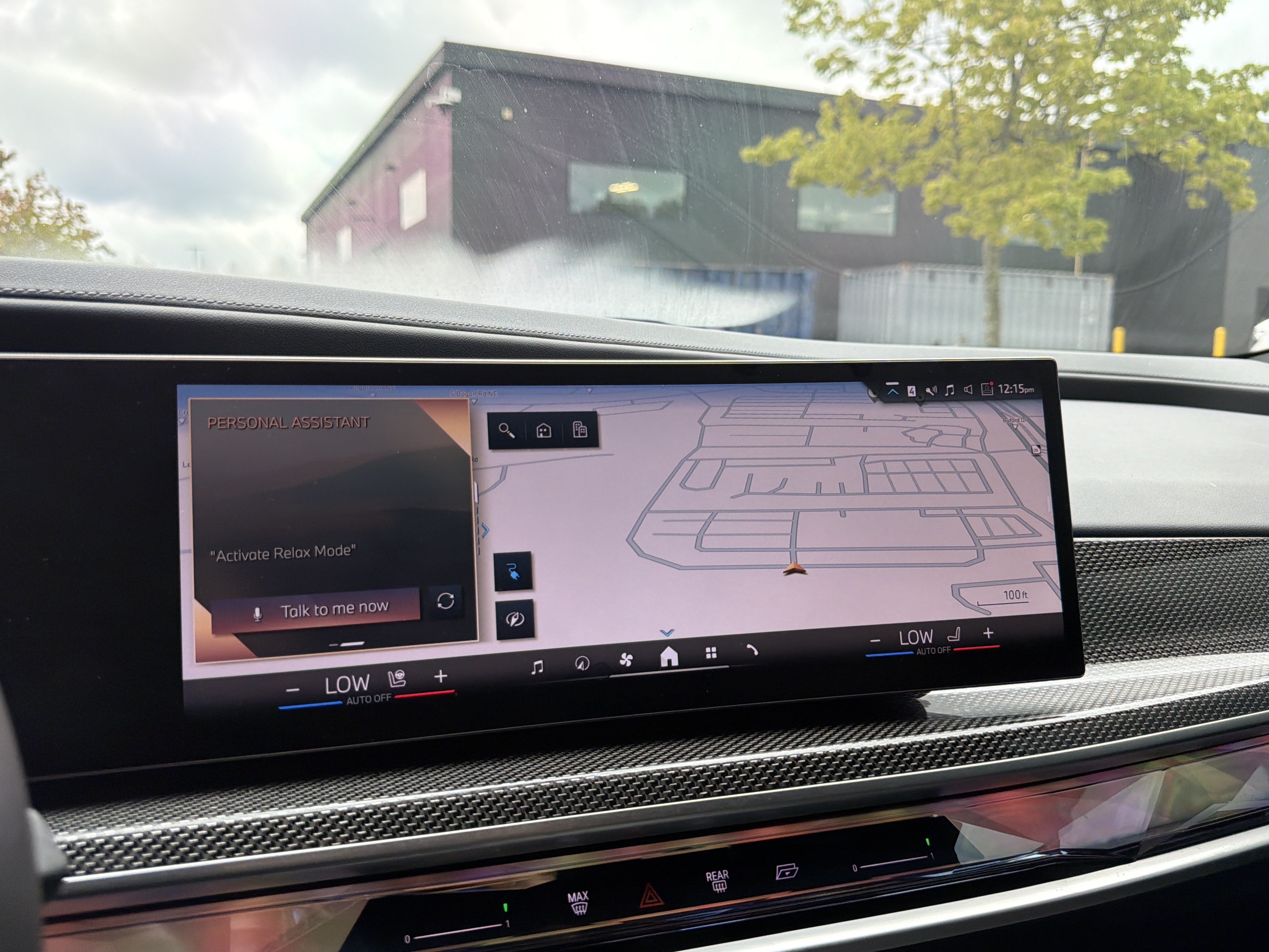 Used 2023 BMW i7 xDrive60 AWD/4WD image 18