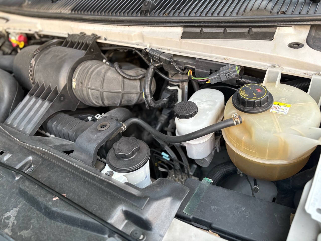 Used 2012 Ford E-150 and Econoline 150 RWD image 37