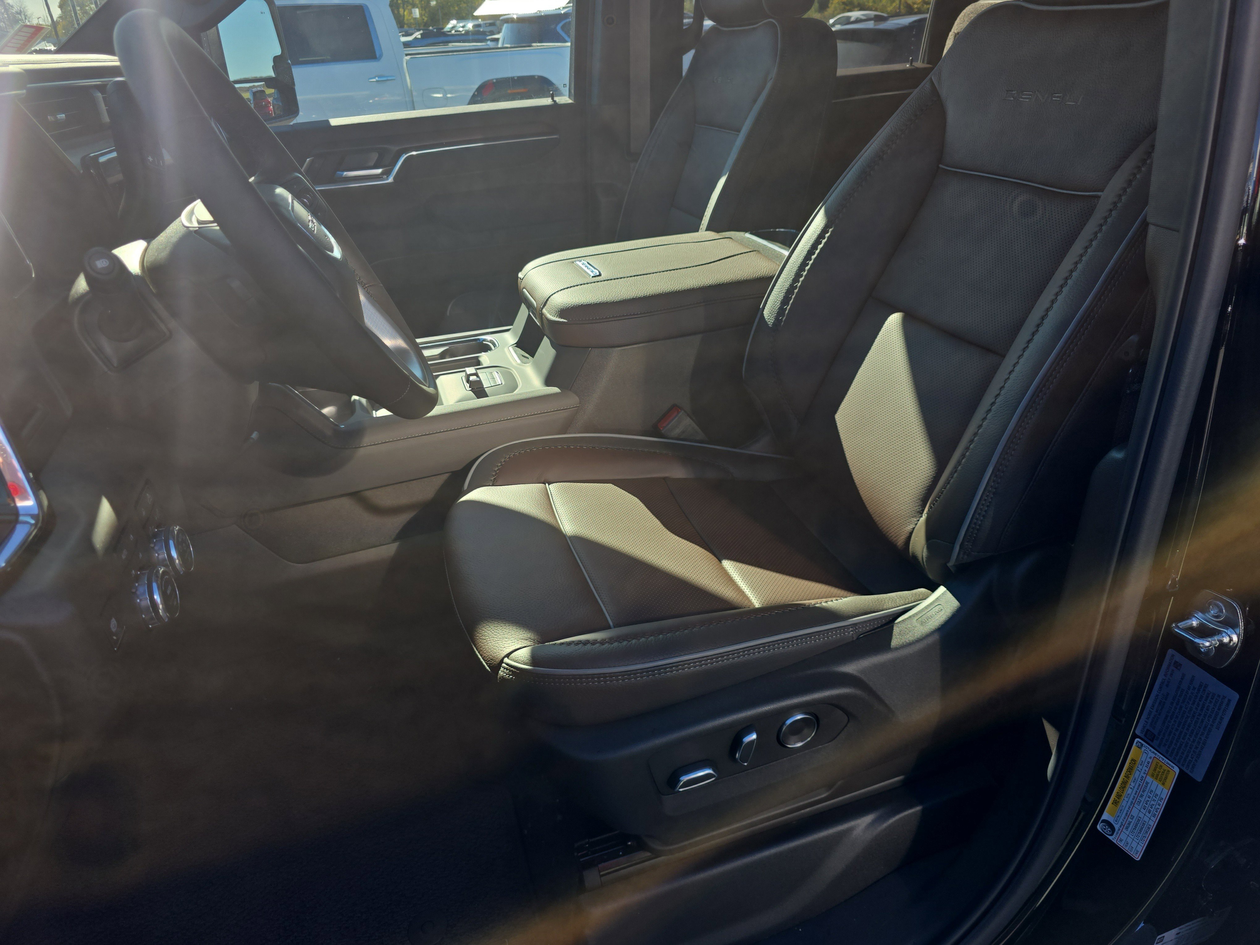 New 2026 GMC Sierra 2500 Denali image 11