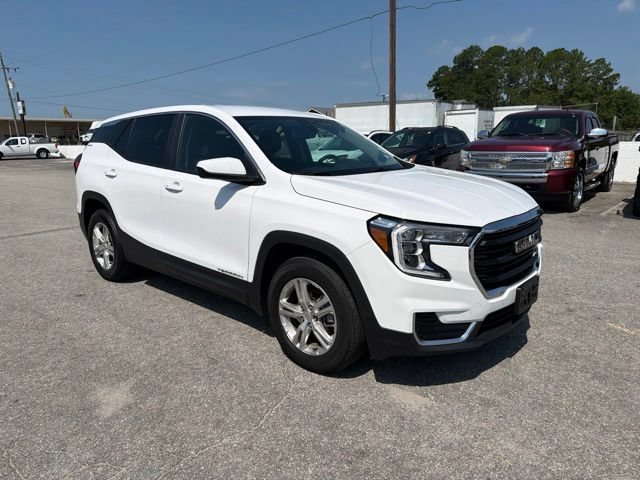 Used 2024 GMC Terrain SLE FWD image 8