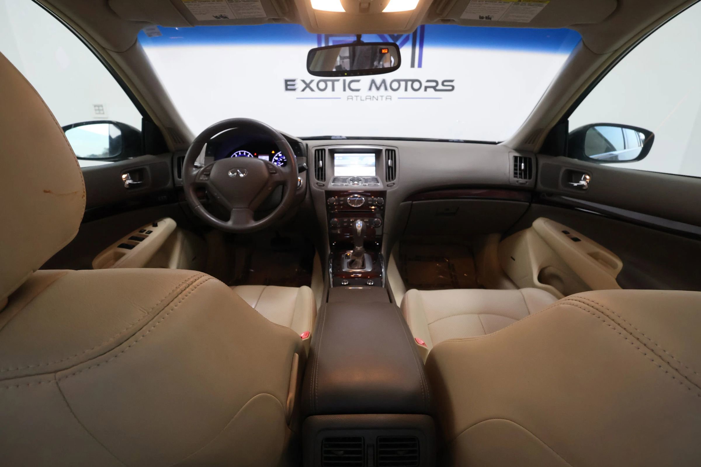 Used 2011 INFINITI G37 Journey w/ Premium Pkg image 28