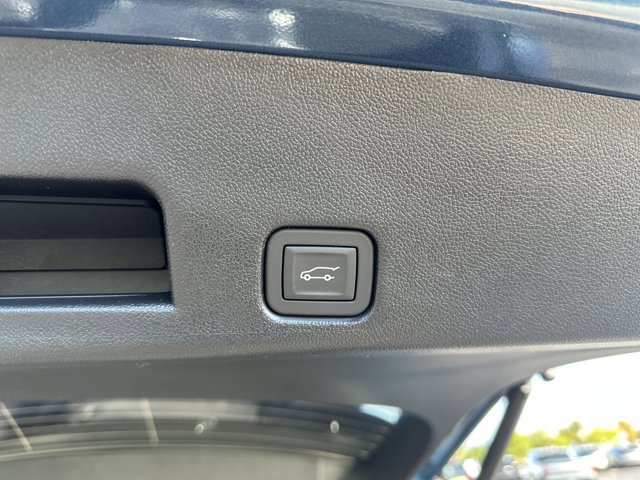 New 2026 Chevrolet Traverse LT w/ Sun and Wheel Package image 36