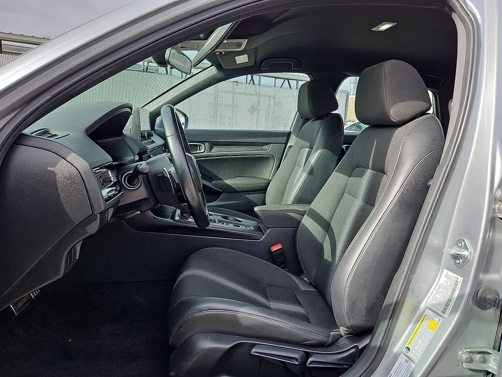 Used 2025 Honda Civic Sport image 24