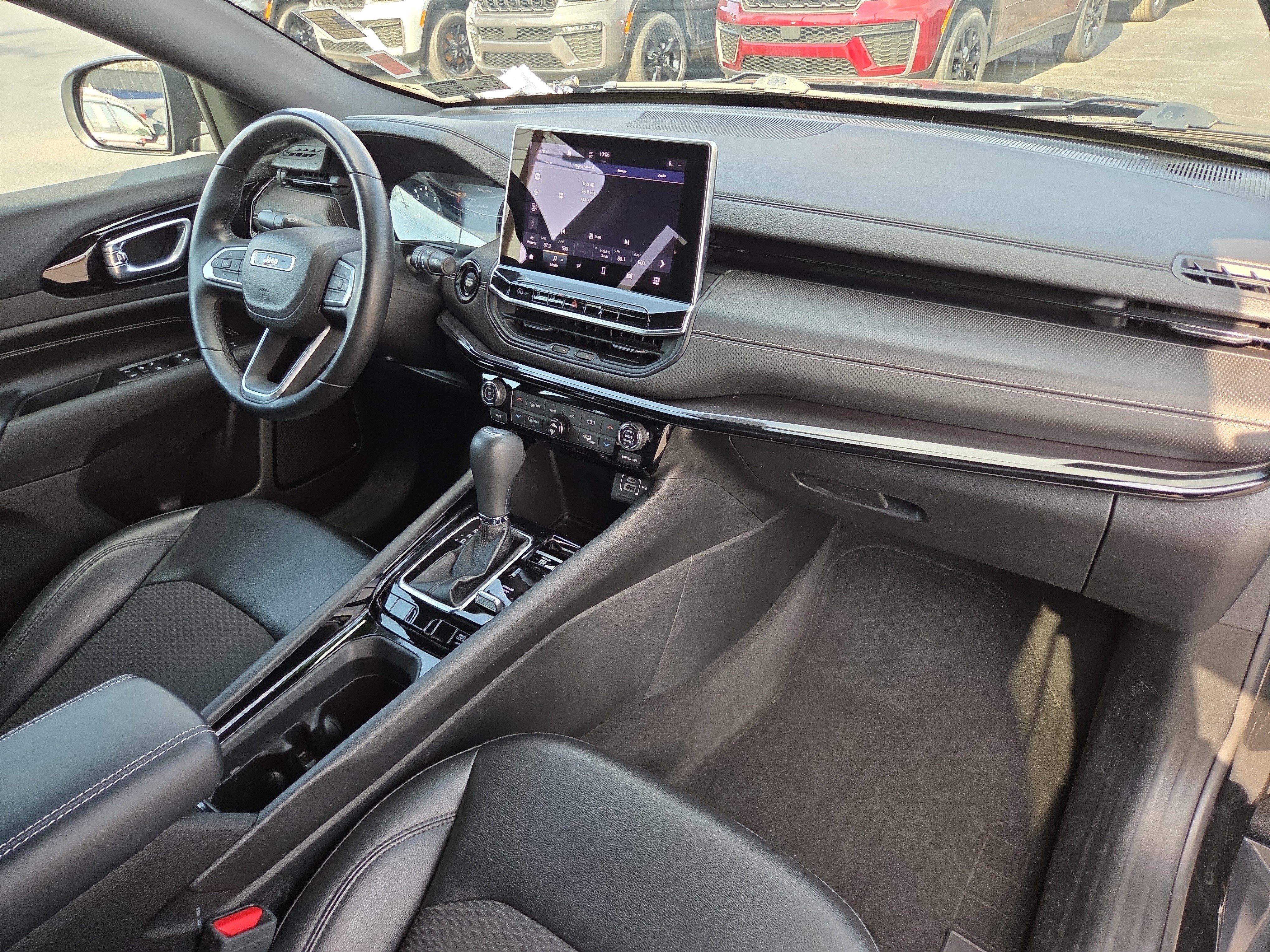 Used 2022 Jeep Compass Altitude w/ Convenience Group AWD/4WD image 18