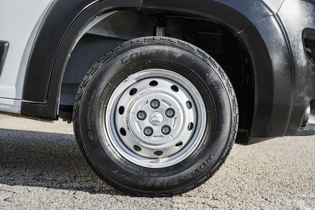 Used 2023 RAM ProMaster 2500 image 19