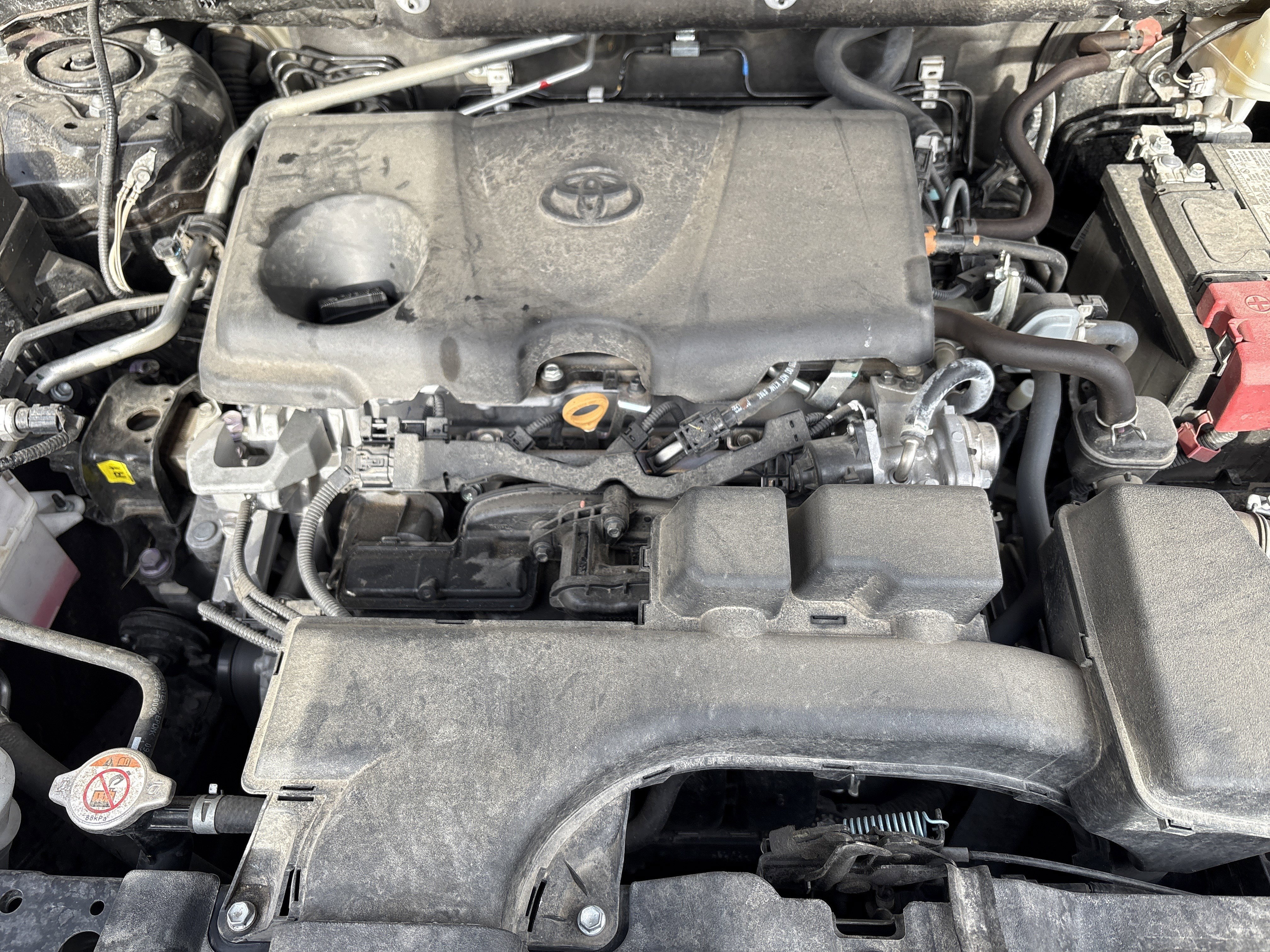 Used 2022 Toyota RAV4 Limited image 34