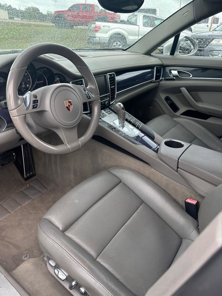 Used 2011 Porsche Panamera 4 image 9