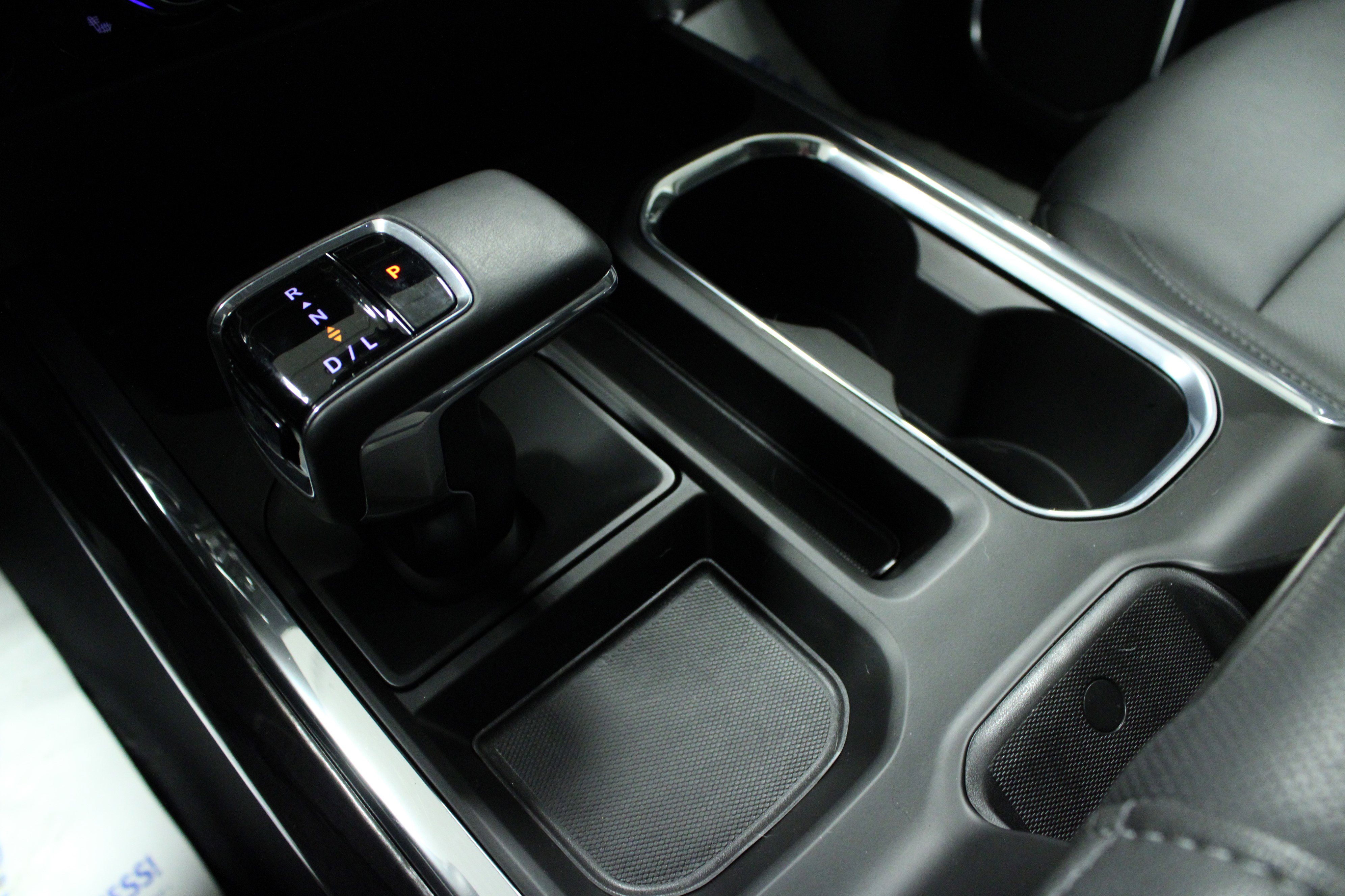 Used 2024 Chevrolet Silverado 1500 LTZ w/ LTZ Premium Package image 23