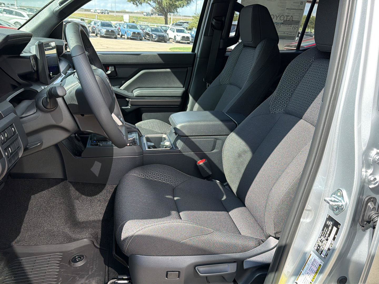New 2026 Toyota 4Runner SR5 AWD/4WD image 12