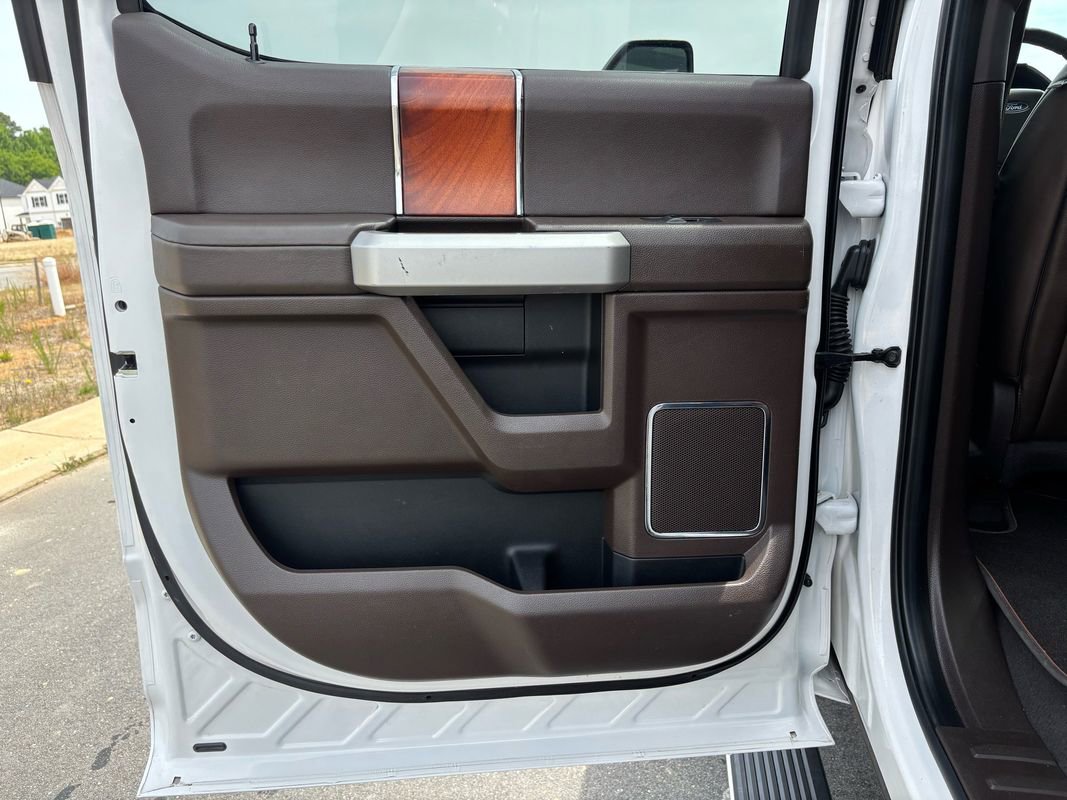 Used 2019 Ford F350 King Ranch w/ King Ranch Ultimate Package AWD/4WD image 24