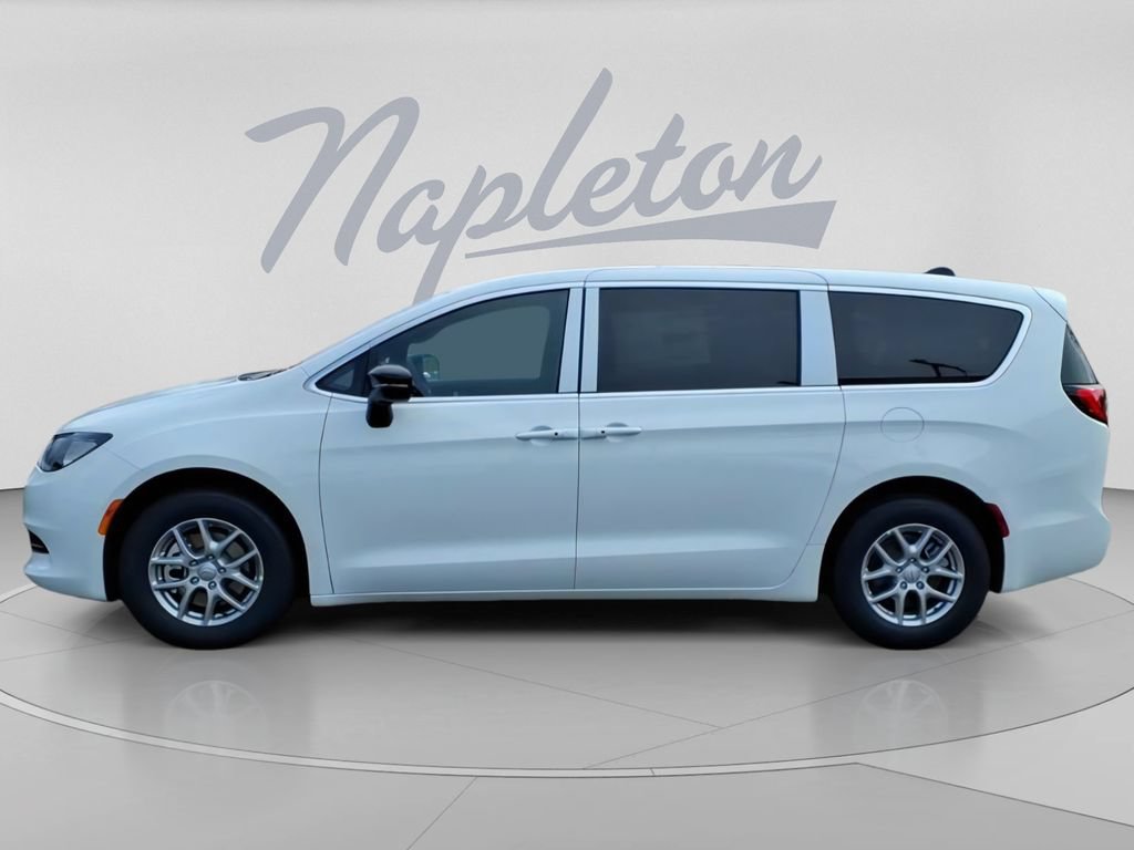 New 2026 Chrysler Voyager LX FWD image 4